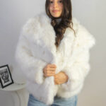 Abrigo Peludo Elegante De Piel Suave Oversize Sara 2kinspire modelo 001 2 de 11 | 2kinspire