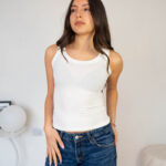 Polera Blanca Mujer Sin Mangas de Punto Canalé Adela