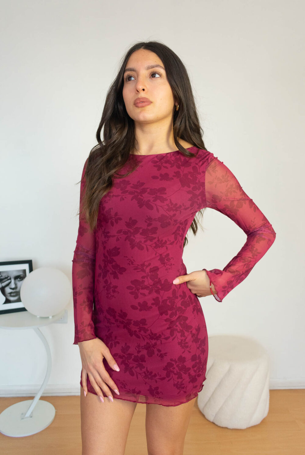 Vestido Corto Burdeo de Manga Larga para Mujer